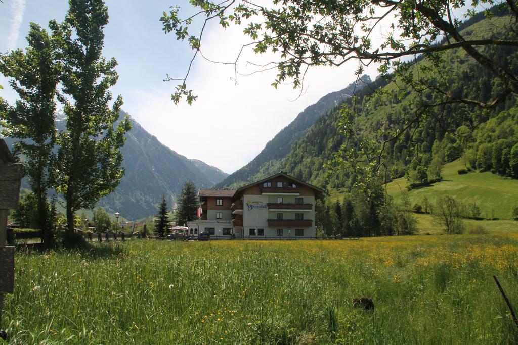 Hotel Wasserfall - Including Summercard Fusch an der Grossglocknerstrasse Екстер'єр фото
